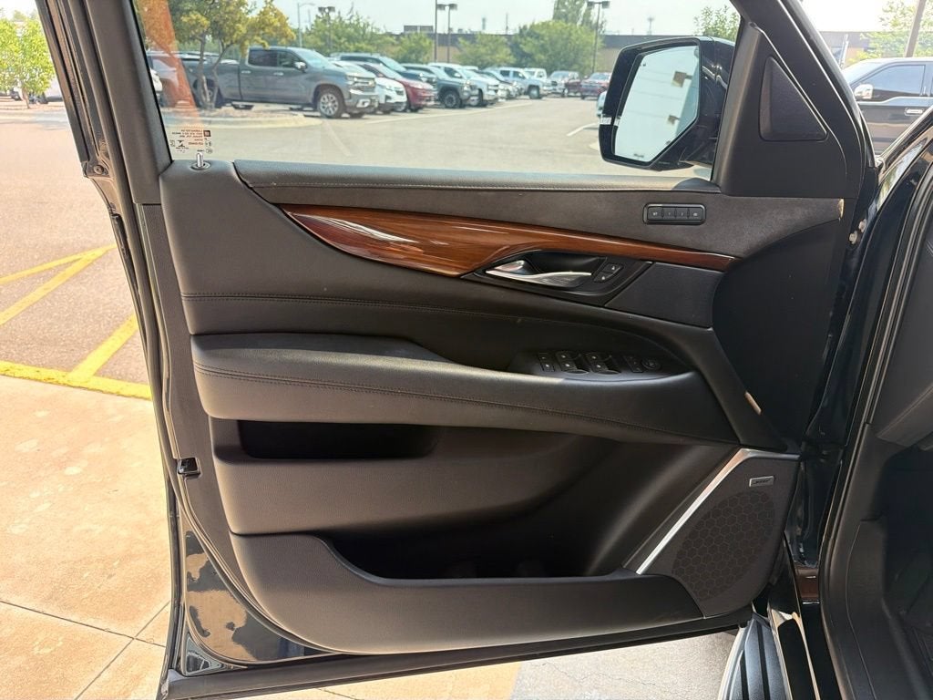 2020 Cadillac Escalade Premium Luxury