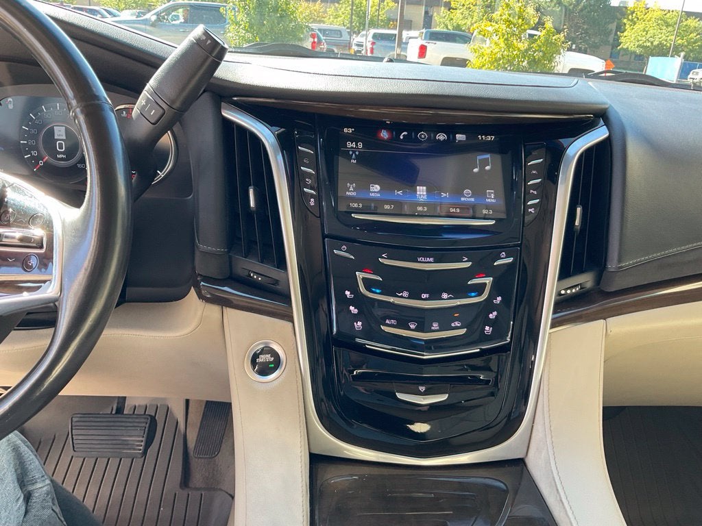 2019 Cadillac Escalade ESV Luxury