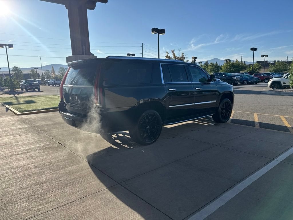 2019 Cadillac Escalade ESV Luxury