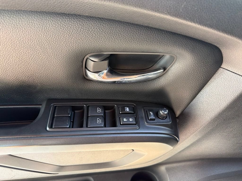 2021 Nissan TITAN Crew Cab PRO-4X 4x4