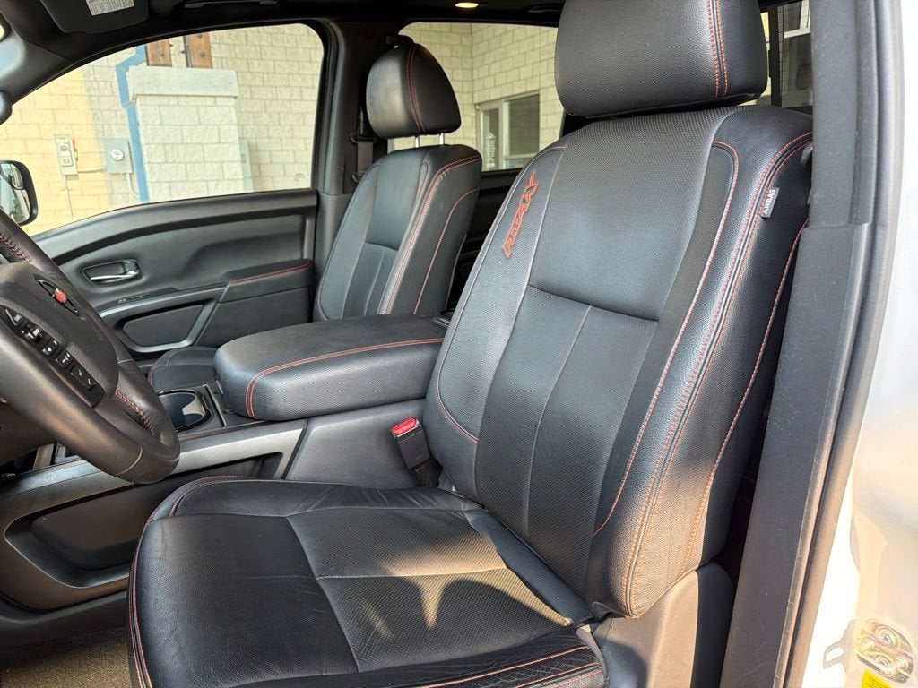 2021 Nissan TITAN Crew Cab PRO-4X 4x4