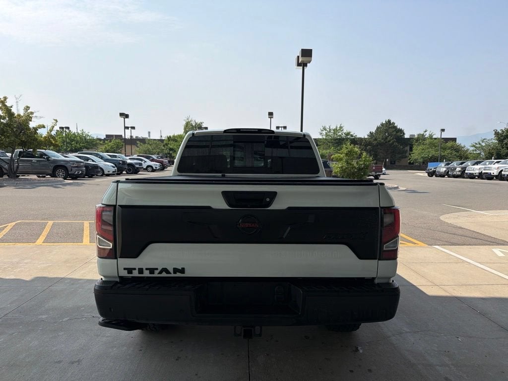 2021 Nissan TITAN Crew Cab PRO-4X 4x4
