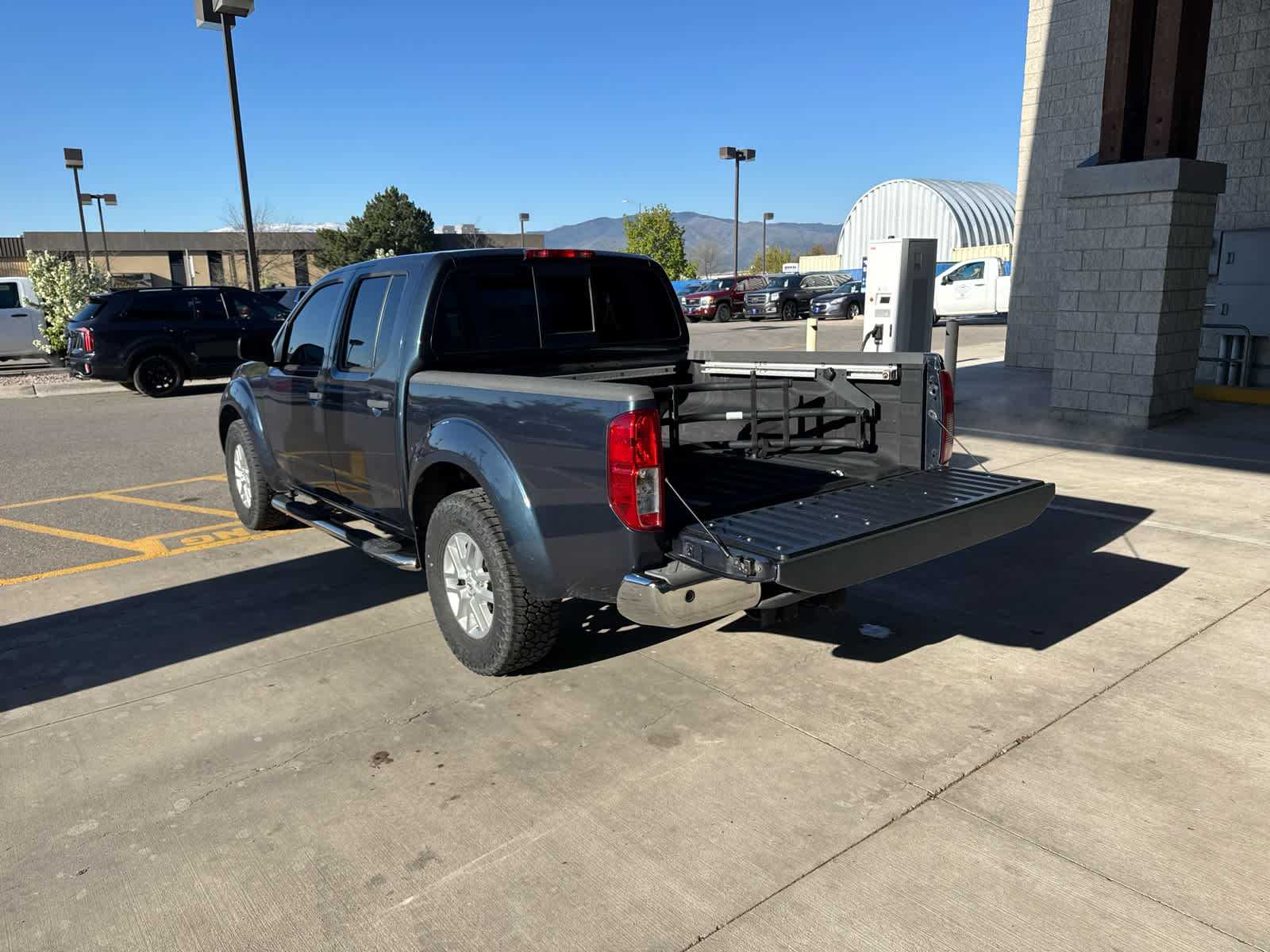 2016 Nissan Frontier SV