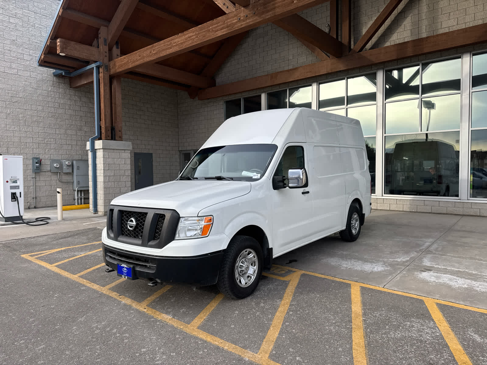 2016 Nissan NV SV