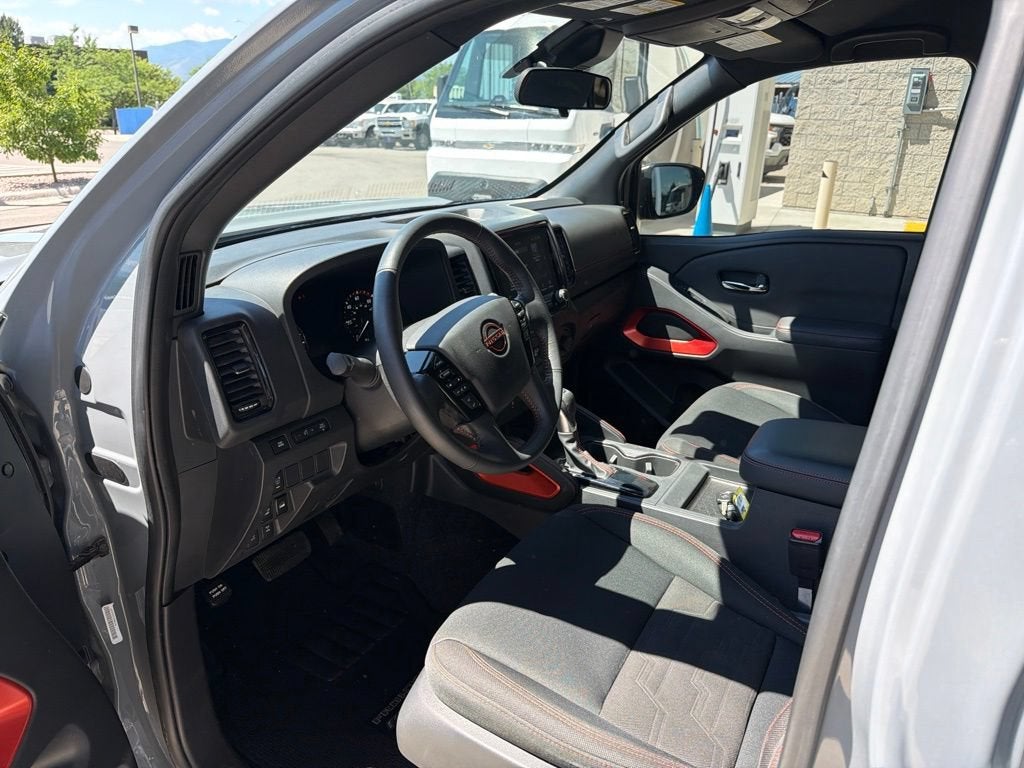 2022 Nissan Frontier Crew Cab PRO-4X 4x4
