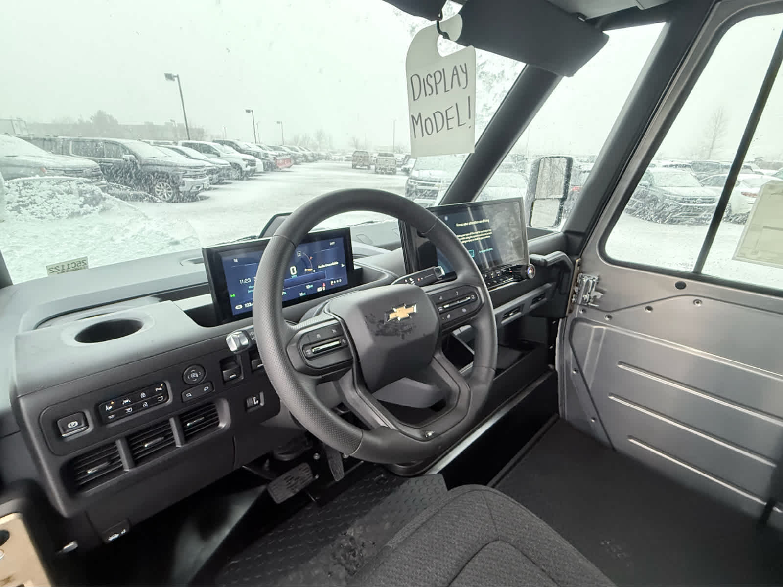 2025 Chevrolet BrightDrop 400 AWD 400