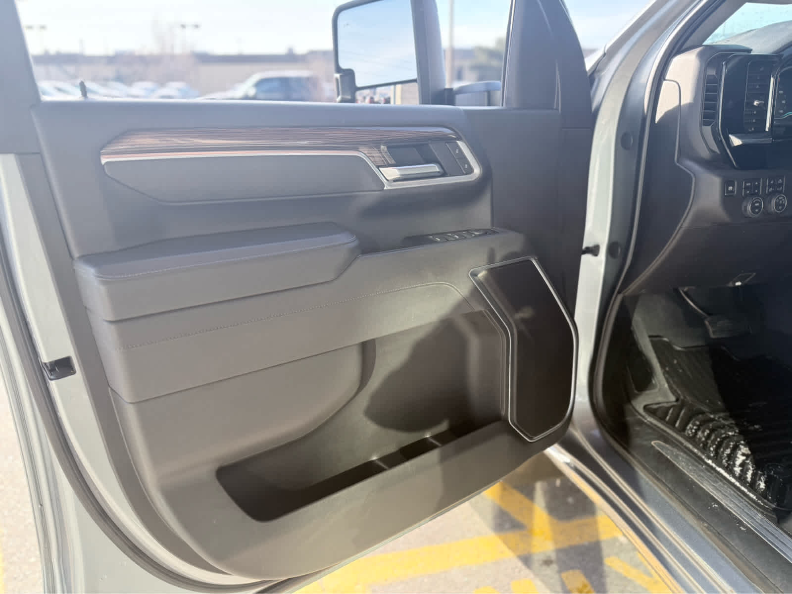 2025 Chevrolet Silverado 3500 HD LT