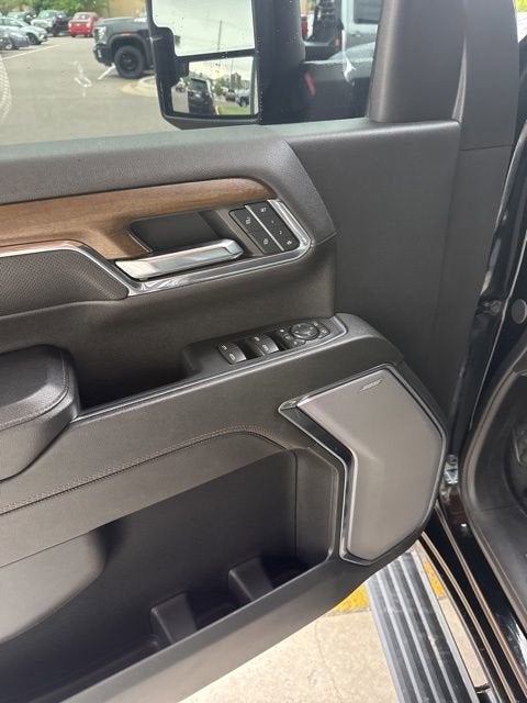 2024 Chevrolet Silverado 3500 HD High Country