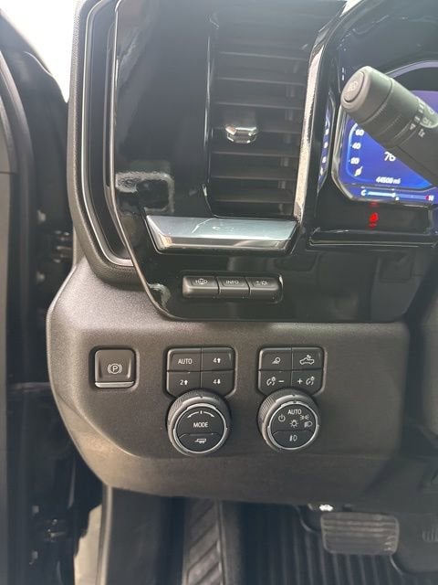 2024 Chevrolet Silverado 3500 HD High Country