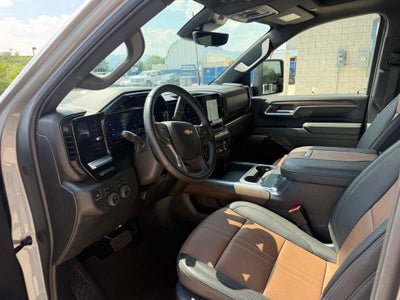 2024 Chevrolet Silverado 3500 HD High Country