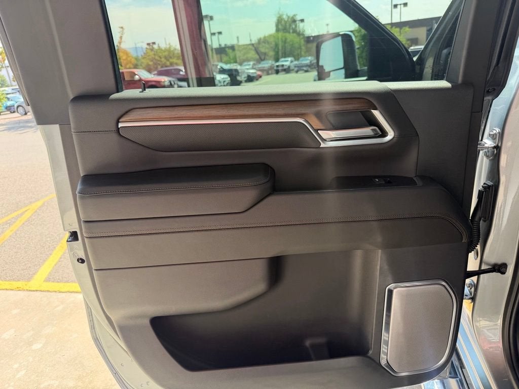 2024 Chevrolet Silverado 3500 HD High Country