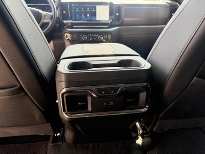 2024 Chevrolet Silverado 3500 HD High Country