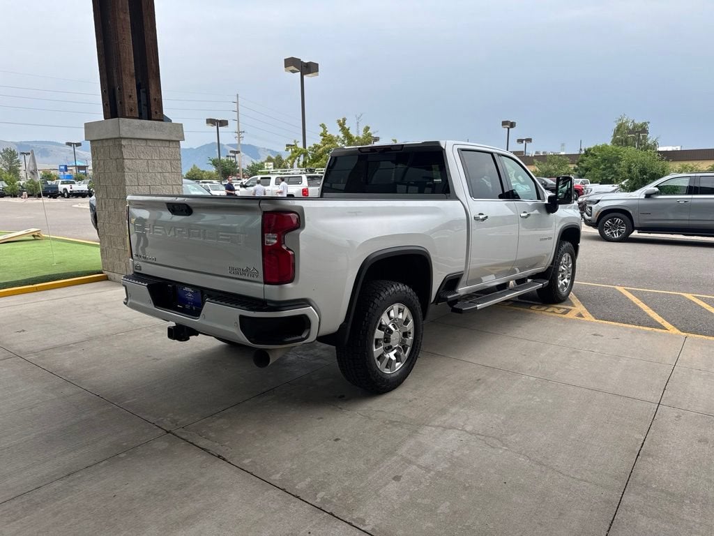2022 Chevrolet Silverado 3500 HD High Country
