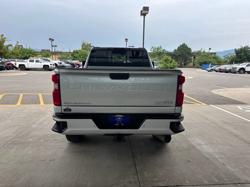 2022 Chevrolet Silverado 3500 HD High Country