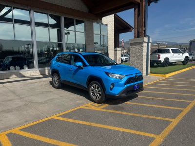 2020 Toyota RAV4 XLE Premium