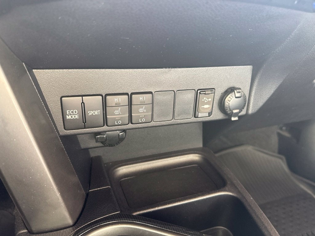 2016 Toyota RAV4 SE