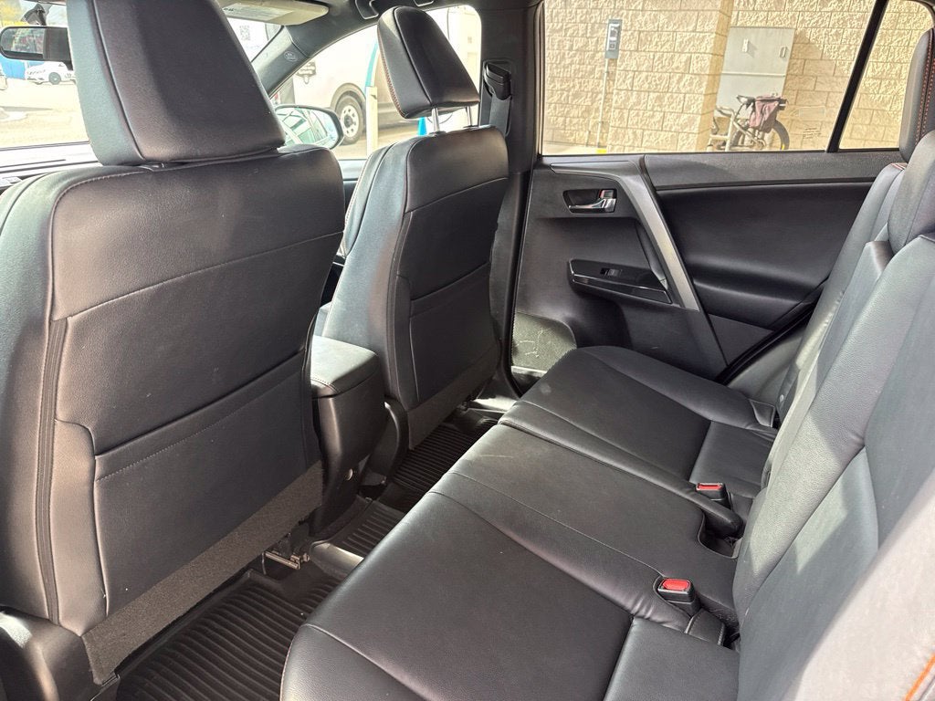 2016 Toyota RAV4 SE