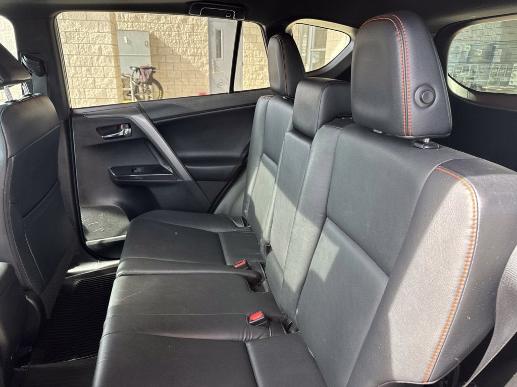 2016 Toyota RAV4 SE