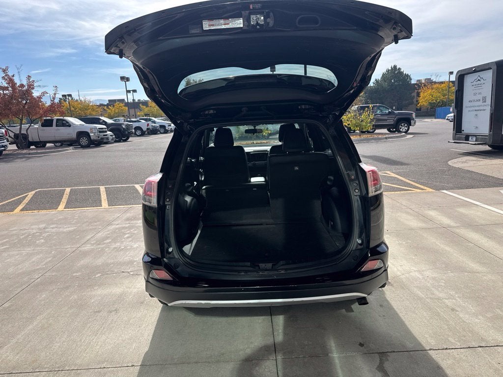 2016 Toyota RAV4 SE