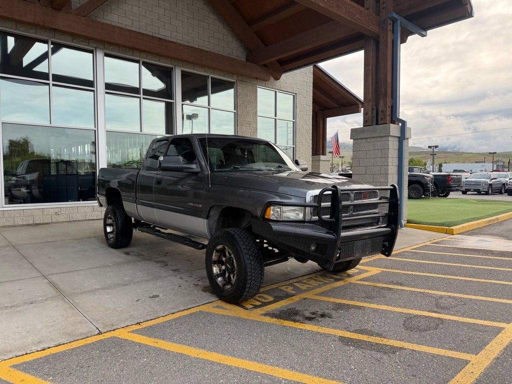 2002 Dodge Ram 2500 4dr Quad Cab 139" WB HD 4WD