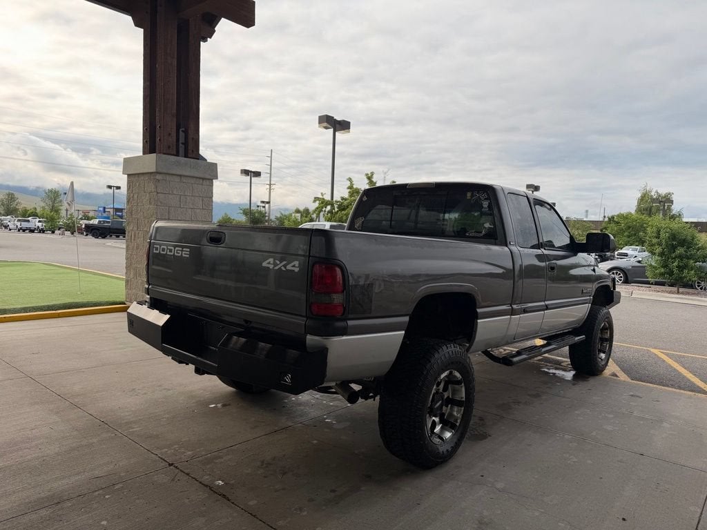 2002 Dodge Ram 2500 4dr Quad Cab 139" WB HD 4WD