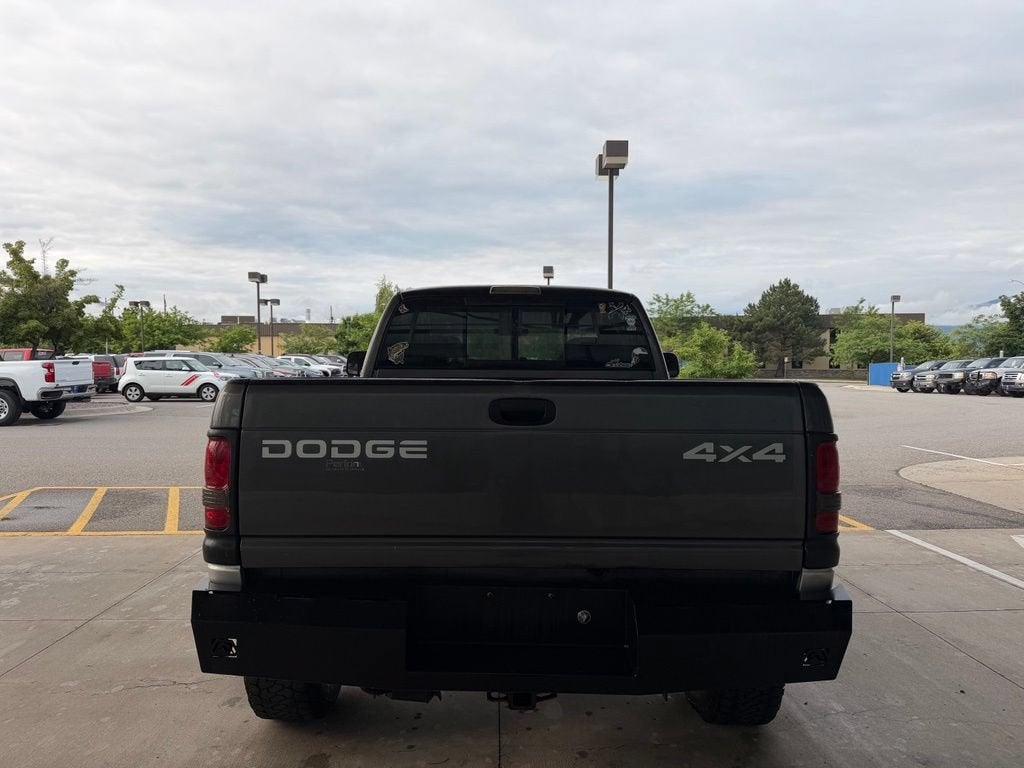 2002 Dodge Ram 2500 4dr Quad Cab 139" WB HD 4WD