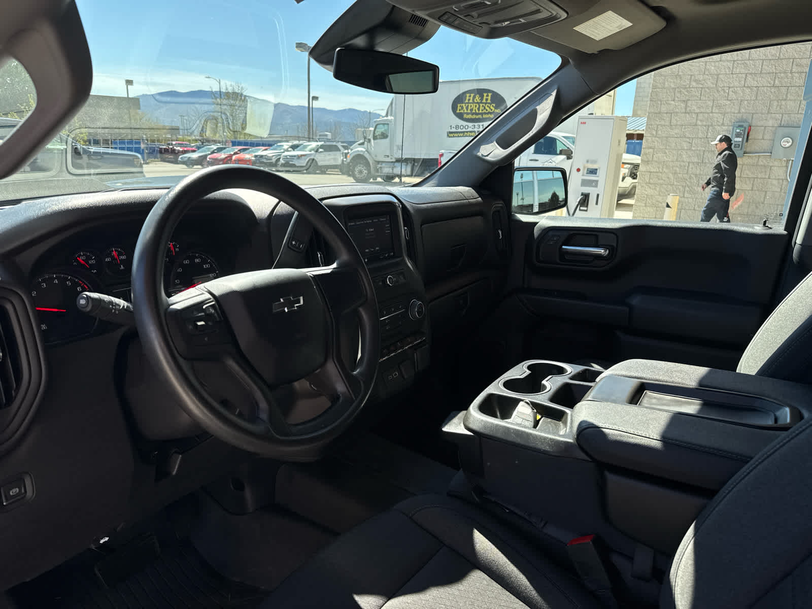 2024 Chevrolet Silverado 1500 Custom Trail Boss