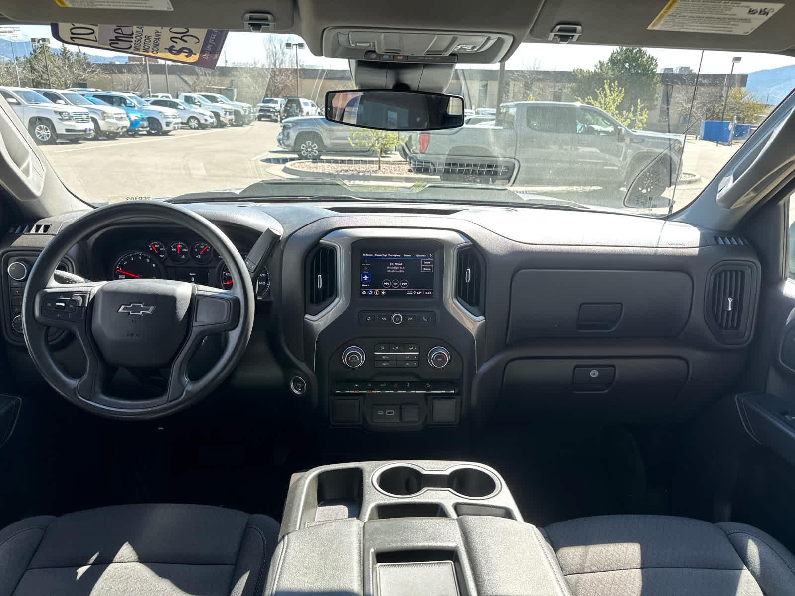 2024 Chevrolet Silverado 1500 Custom Trail Boss