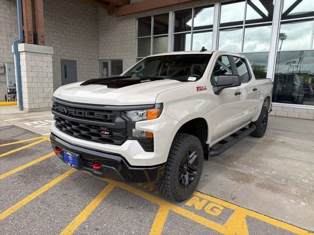2026 Chevrolet Silverado 1500 Custom Trail Boss 4X4 Crew Cab Short Box's photo