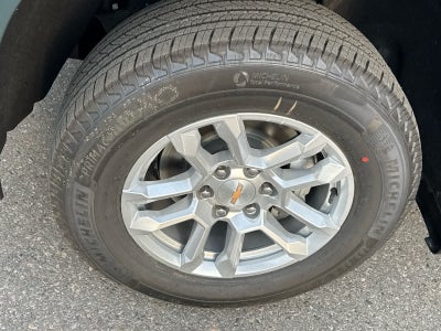 2025 Chevrolet Silverado 1500 LT (2FL)