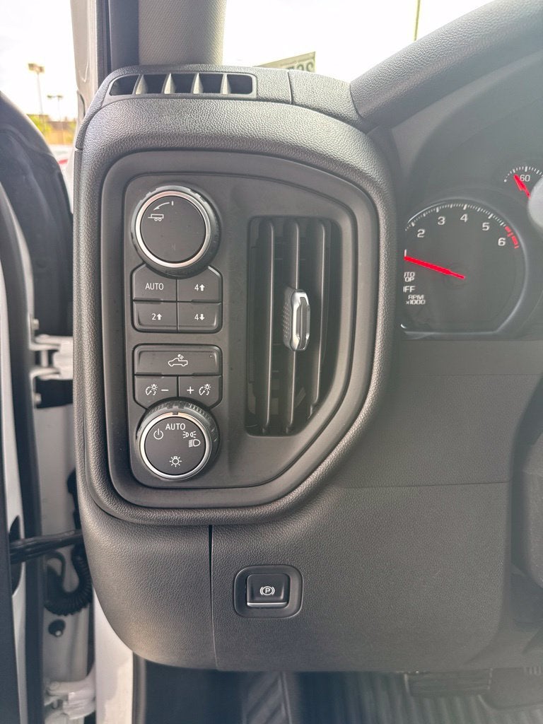 2022 Chevrolet Silverado 1500 LTD Custom Trail Boss