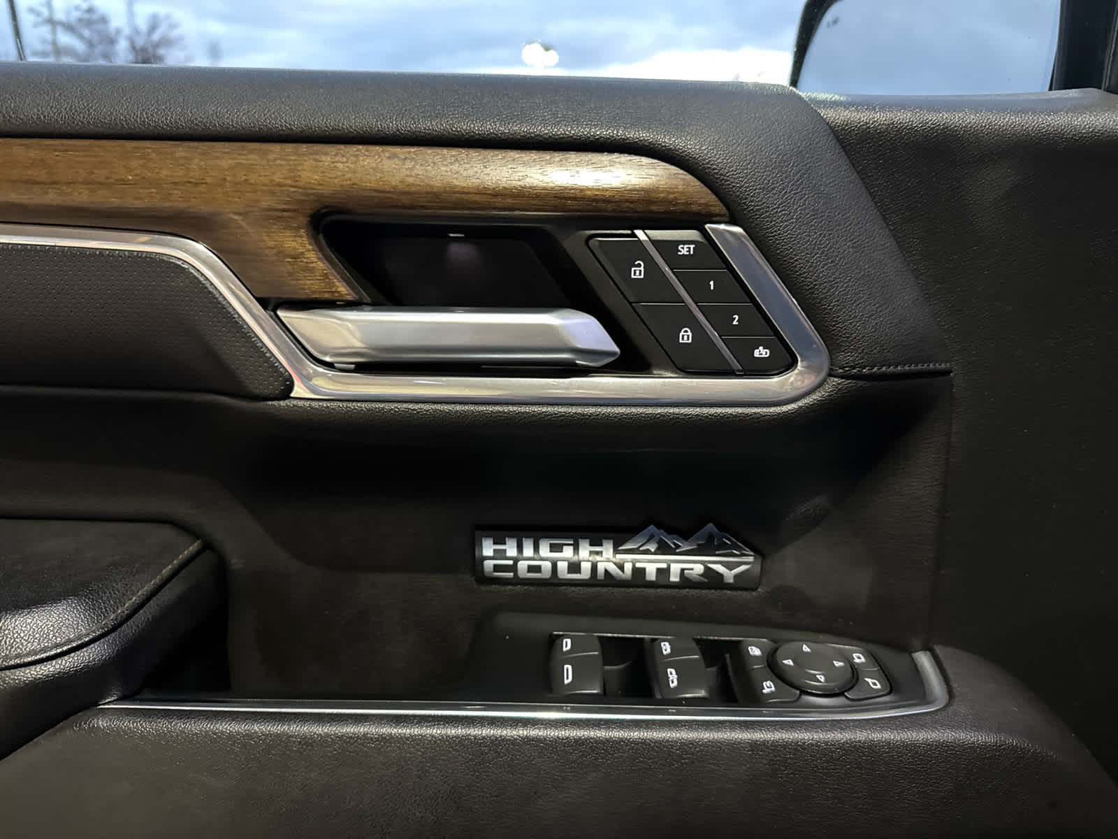 2023 Chevrolet Silverado 1500 High Country