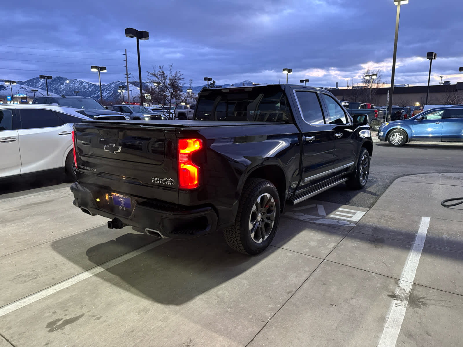 2023 Chevrolet Silverado 1500 High Country