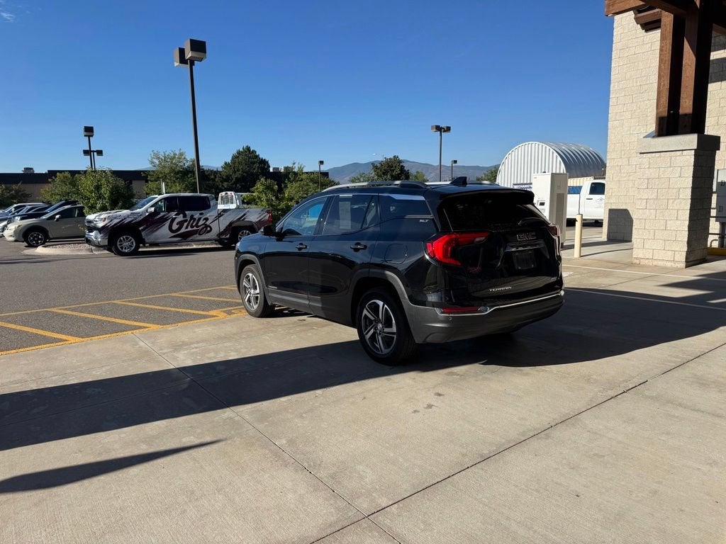 2021 GMC Terrain SLT