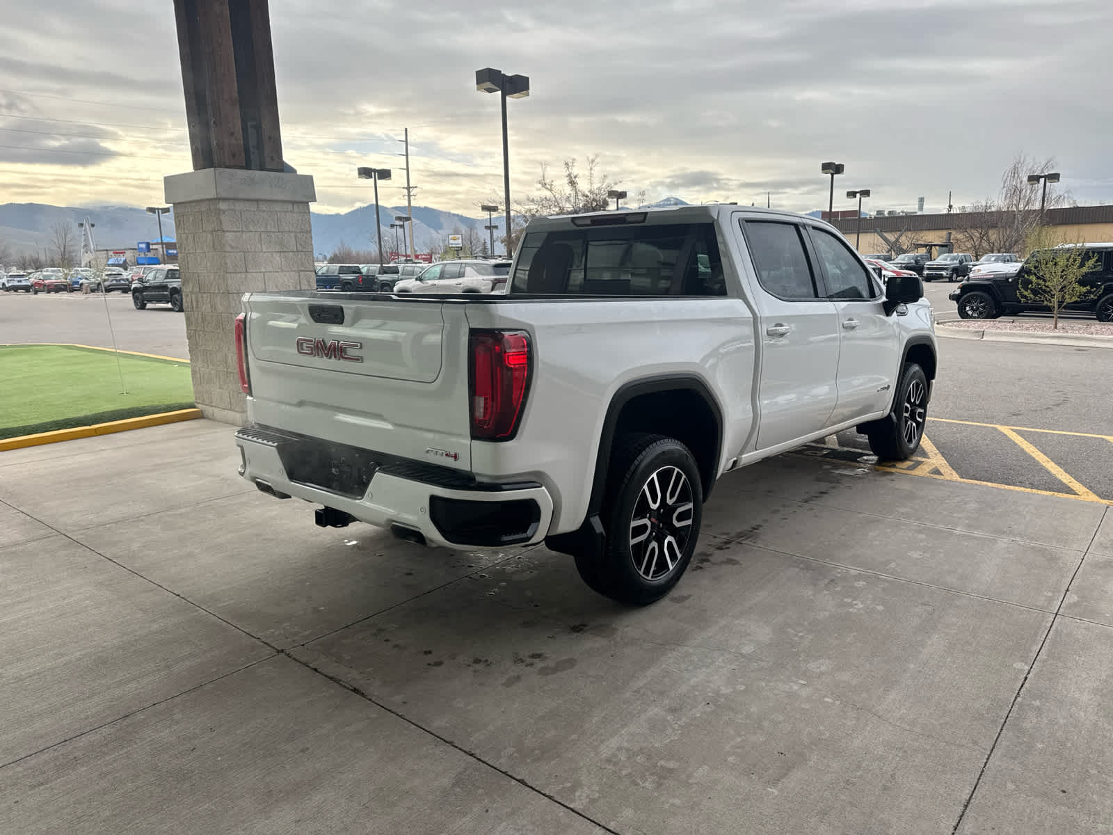 2022 GMC Sierra 1500 Limited AT4