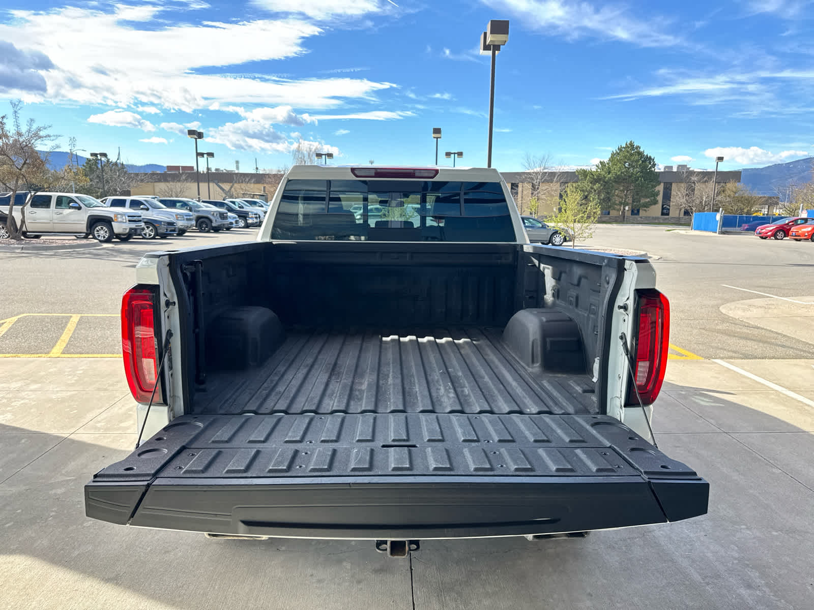 2022 GMC Sierra 1500 Limited AT4