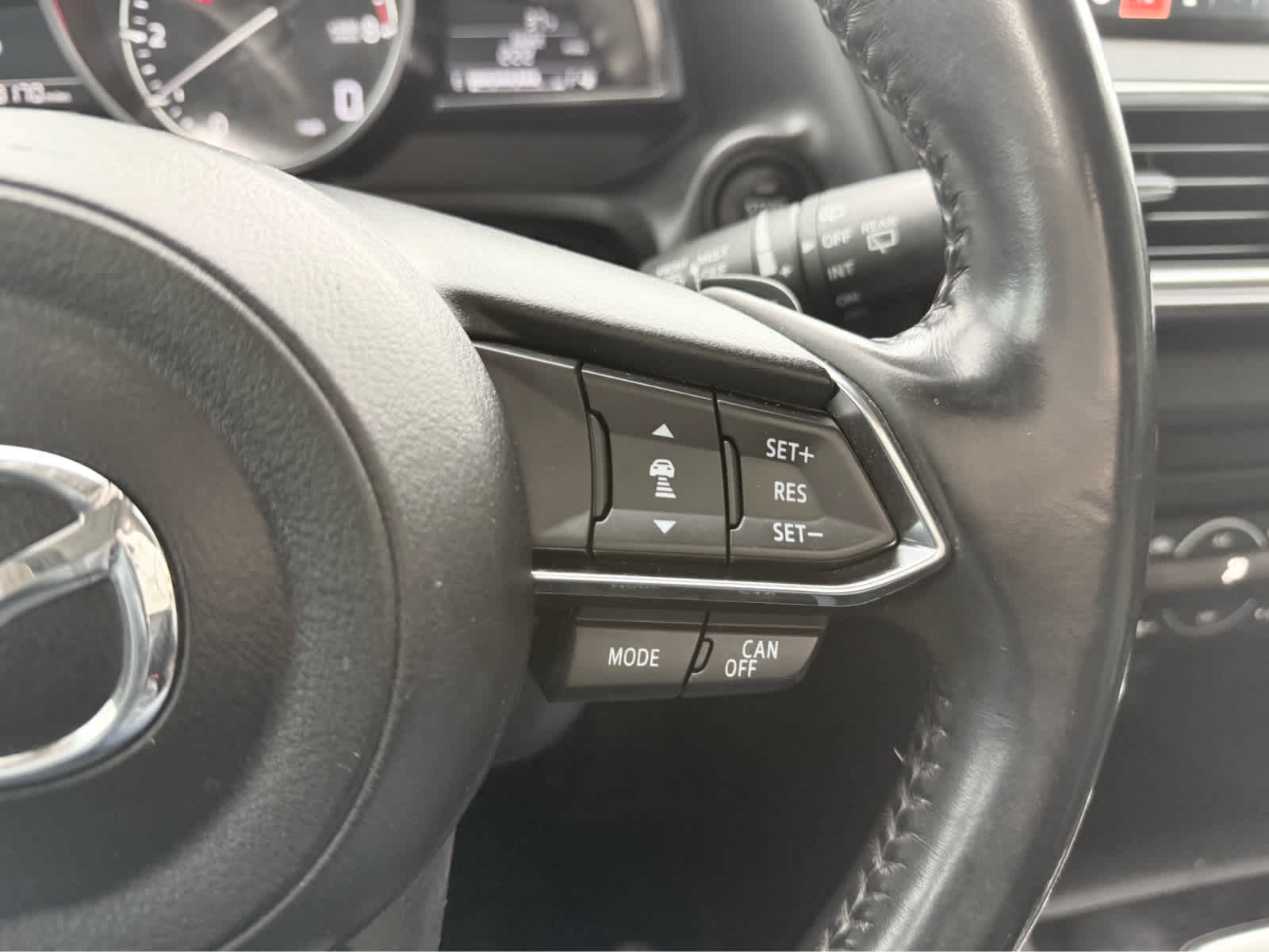 2018 Mazda Mazda3 5-Door Grand Touring