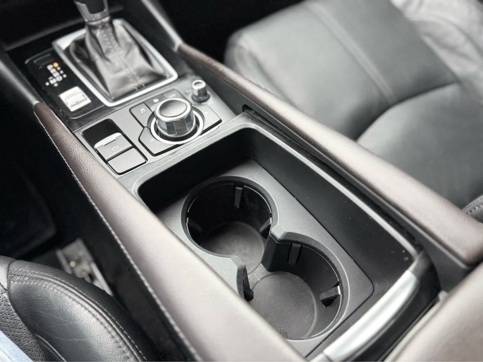 2018 Mazda Mazda3 5-Door Grand Touring