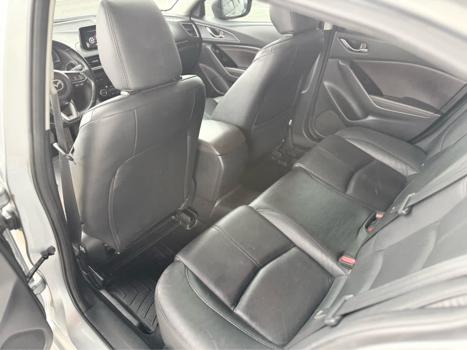 2018 Mazda Mazda3 5-Door Grand Touring