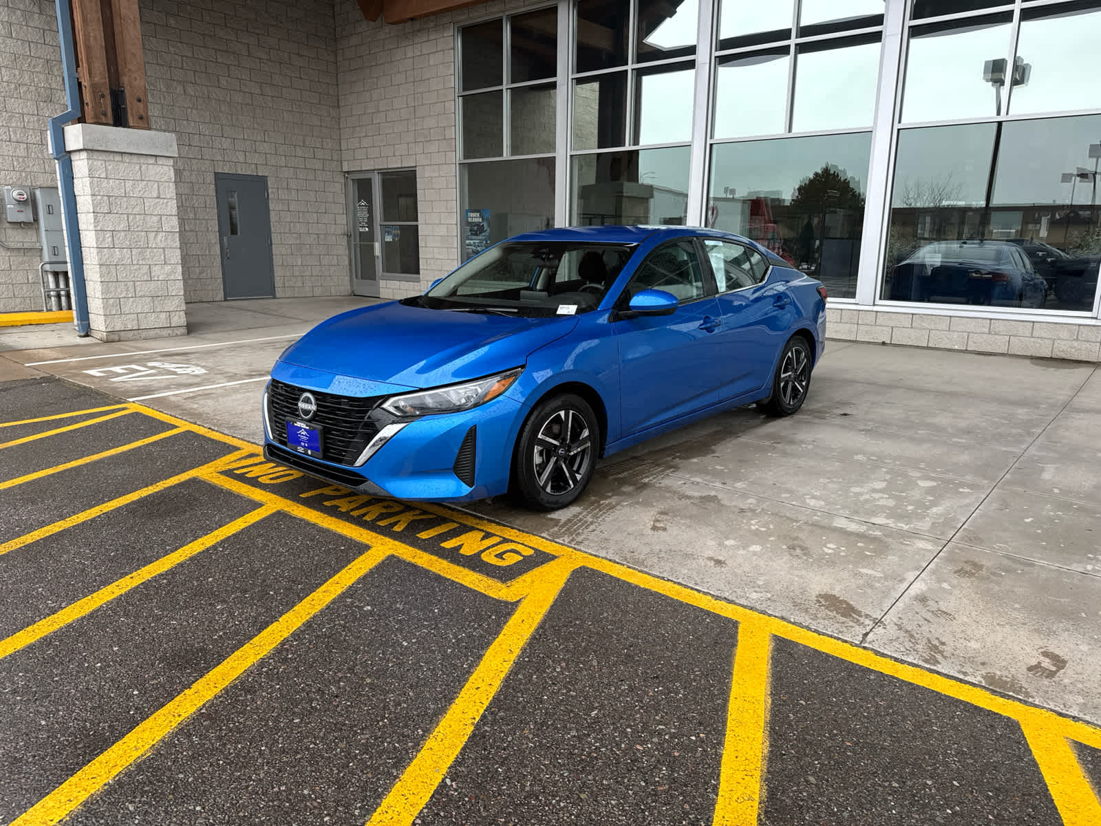 2024 Nissan Sentra SV CVT's photo