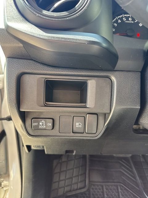 2018 Toyota Tacoma SR V6