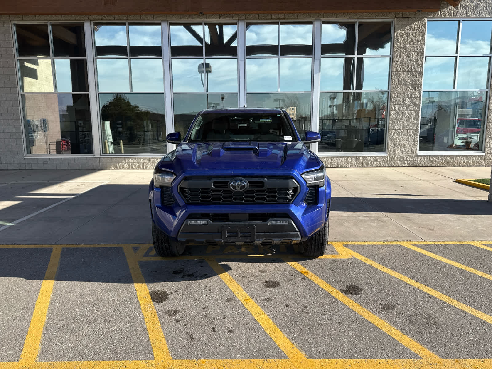 2025 Toyota Tacoma 4WD SR
