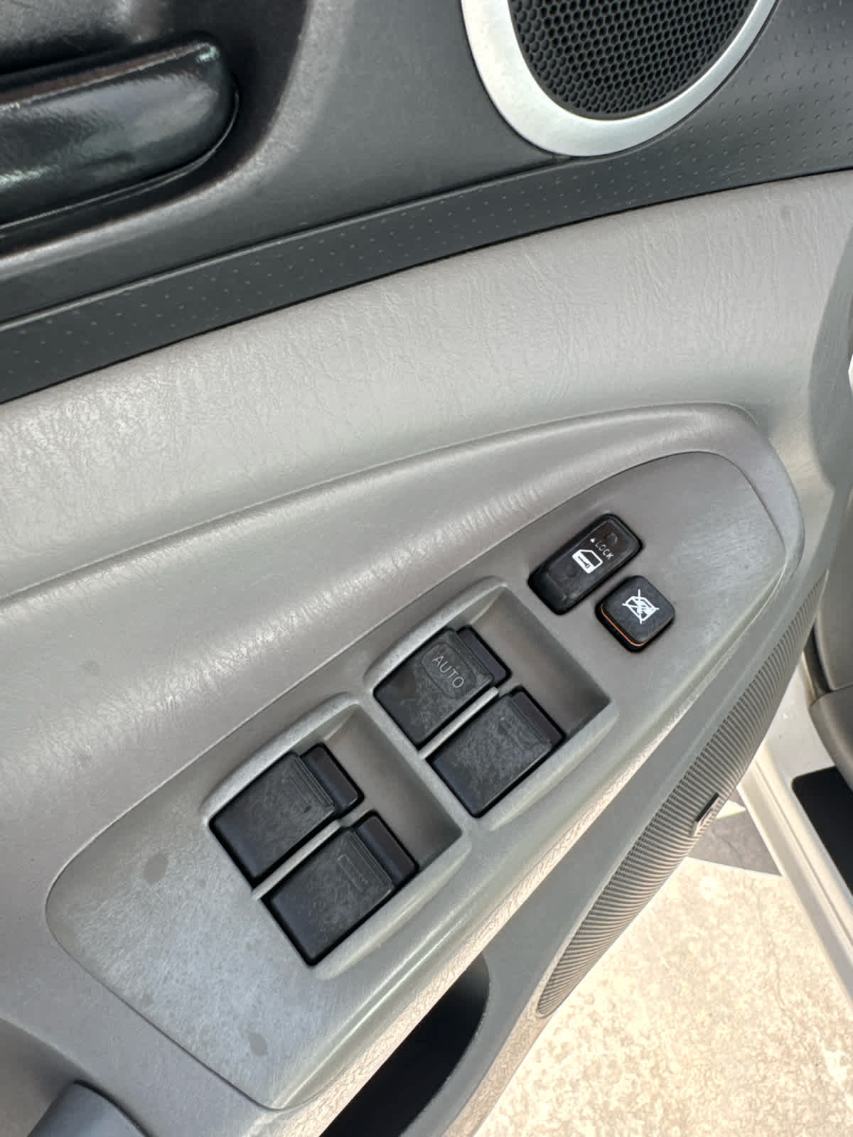 2011 Toyota Tacoma Base V6