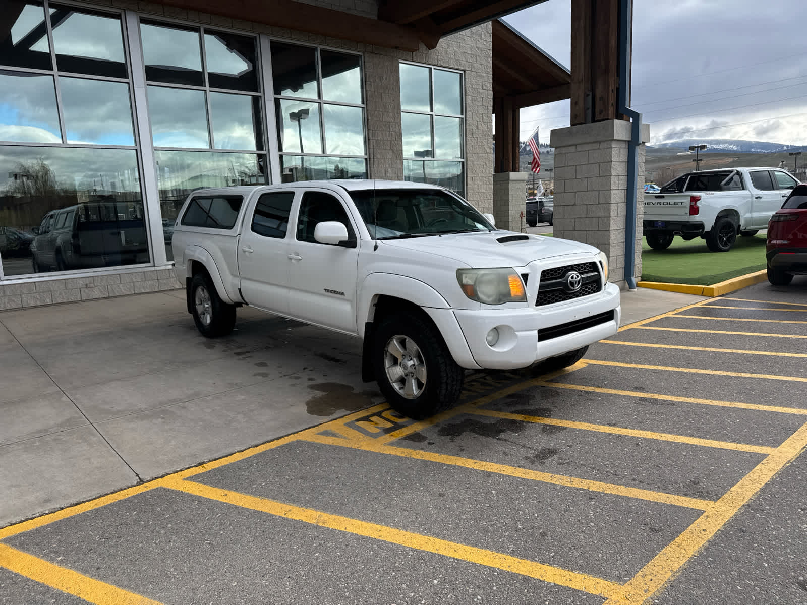 2011 Toyota Tacoma 4WD Double LB V6 AT (Natl)