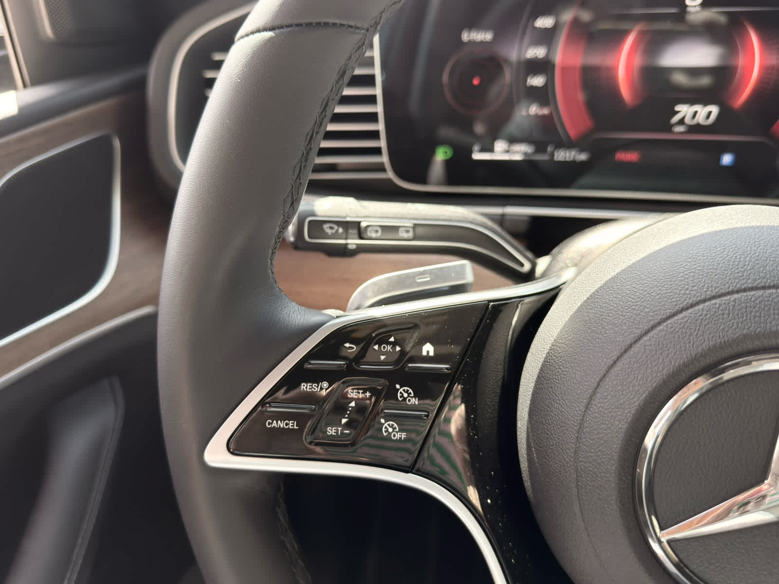 2025 Mercedes-Benz GLE 450 4MATIC®
