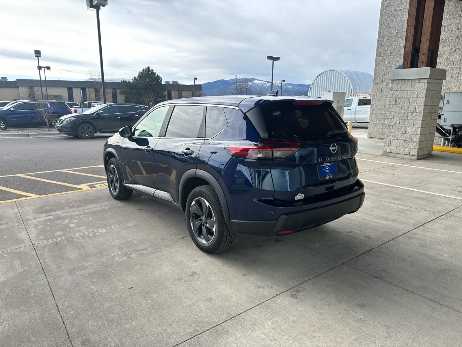 2024 Nissan Rogue SV