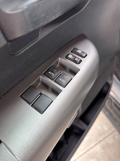 2012 Toyota Sequoia SR5 4.6L V8