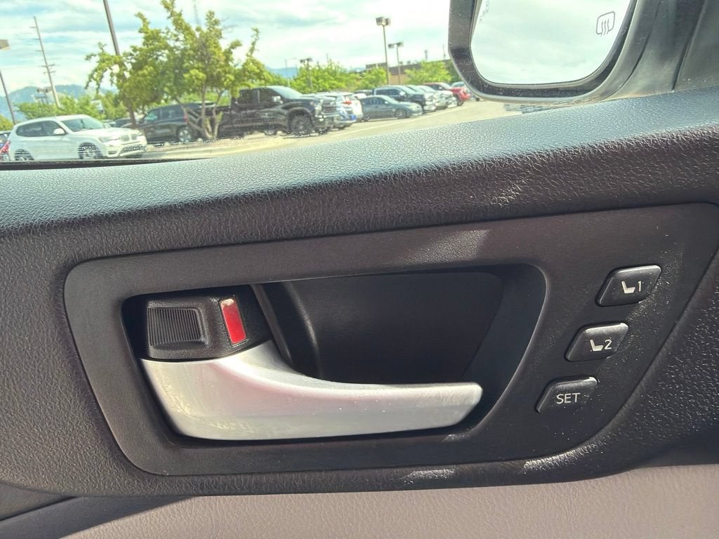 2015 Toyota Highlander Limited V6