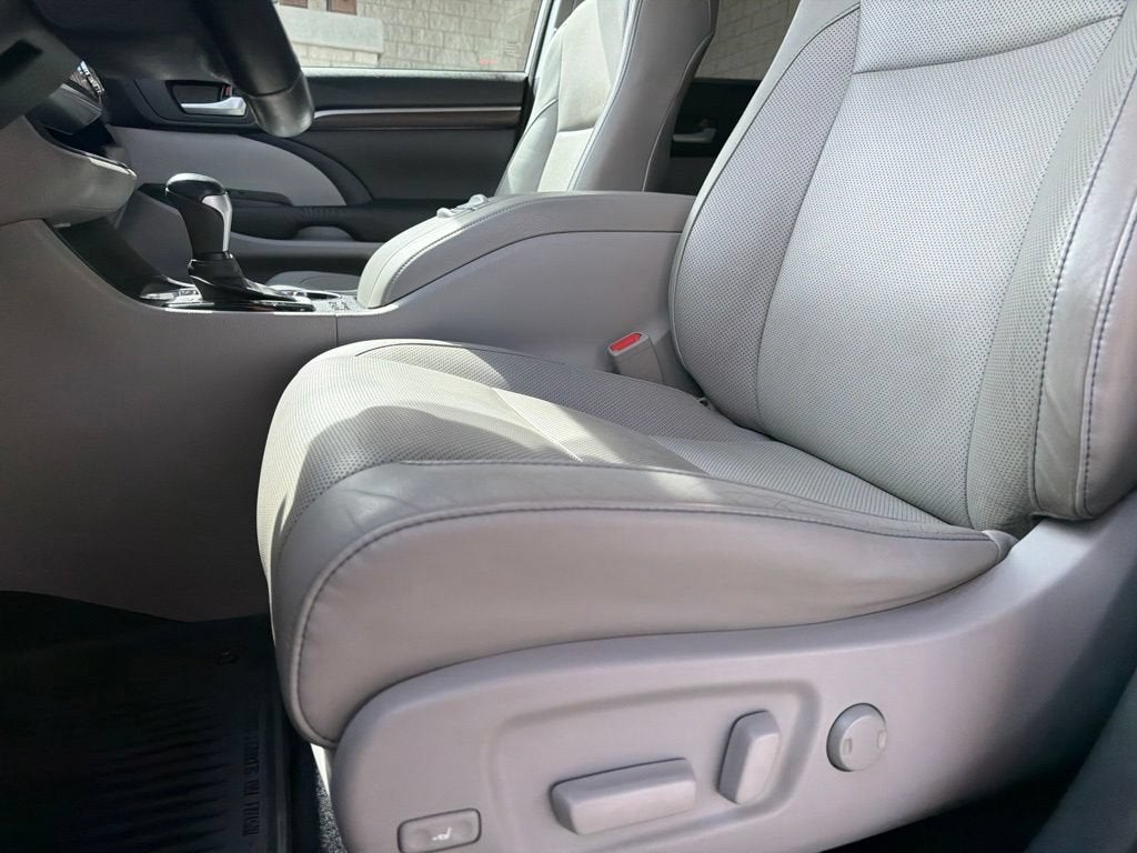 2015 Toyota Highlander Limited V6