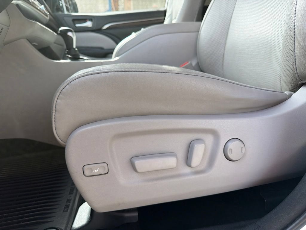 2015 Toyota Highlander Limited V6